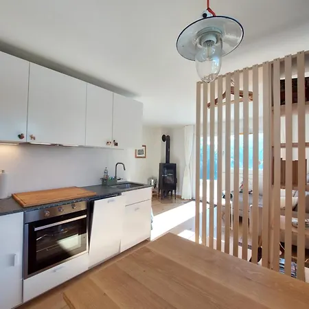 شقة Ferienwohnung Camanaboda *